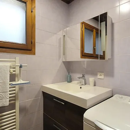 Apartment Les Fleurs De Cham Chamonix