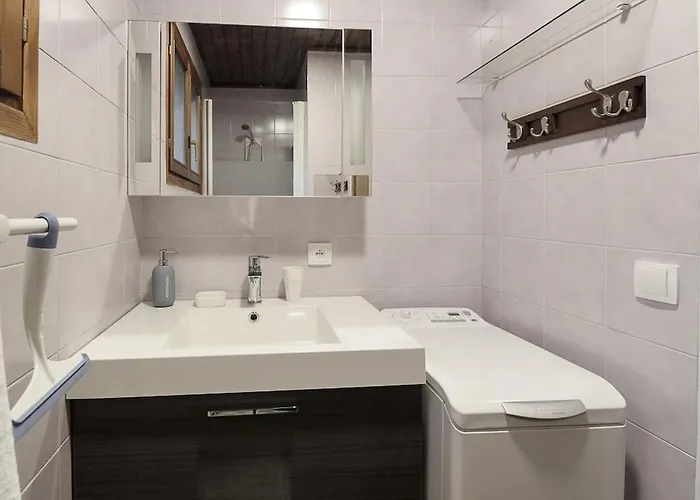 Appartement Les Fleurs De Cham - Jardin Vues - Renove